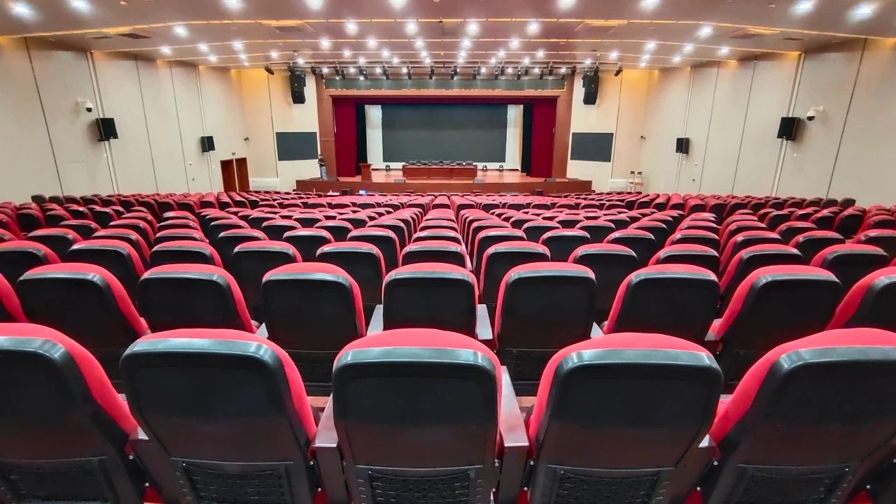 太阳集团官网8722会议扩声系统工程产品服务于德阳市某学堂！